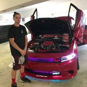 Meet your Posher, Zach